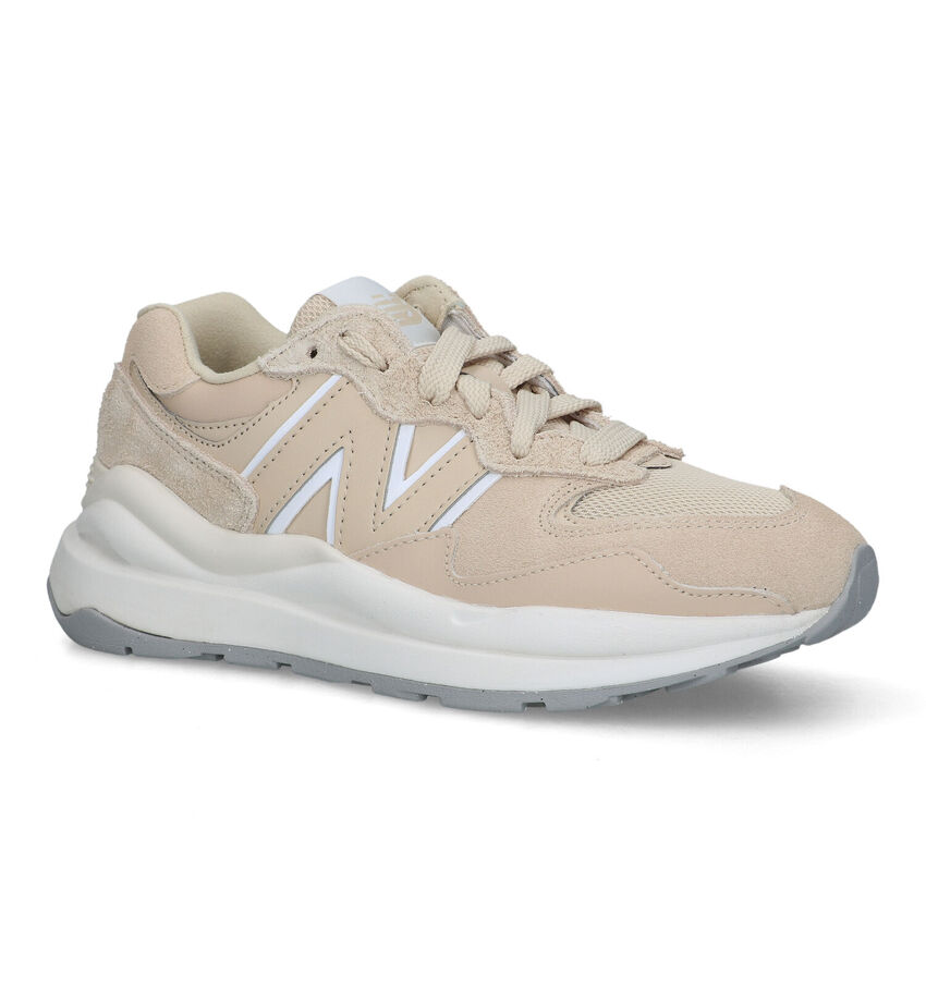 New Balance W 5740 Beige Sneakers