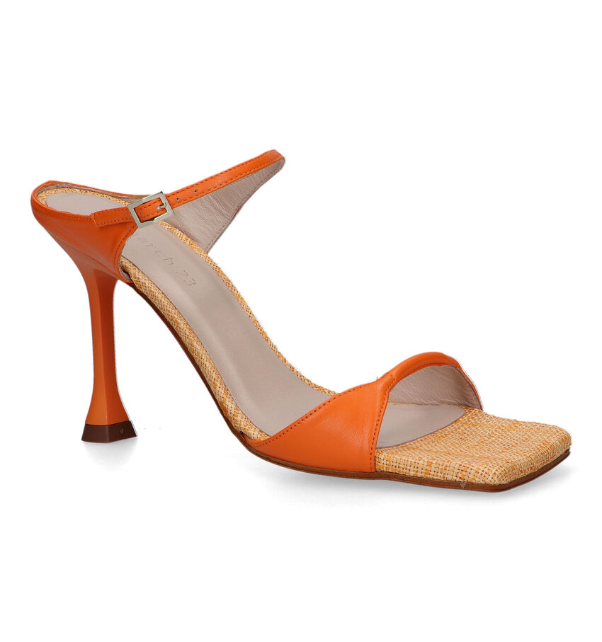 March23 Gabriella Mules en Orange