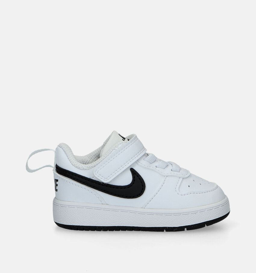 Nike Court Borough Low 2 Baskets en Blanc
