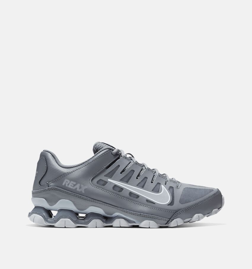 Nike Reax 8 TR Baskets en Gris