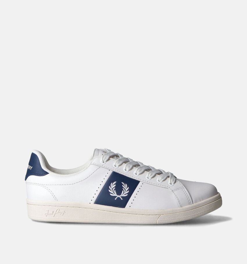 Fred Perry Chaussures à lacets en Blanc