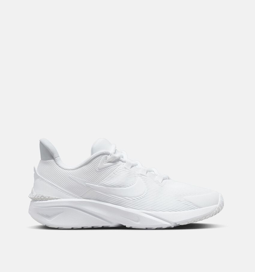 Nike Star Runner 4NN GS Baskets basses en Blanc