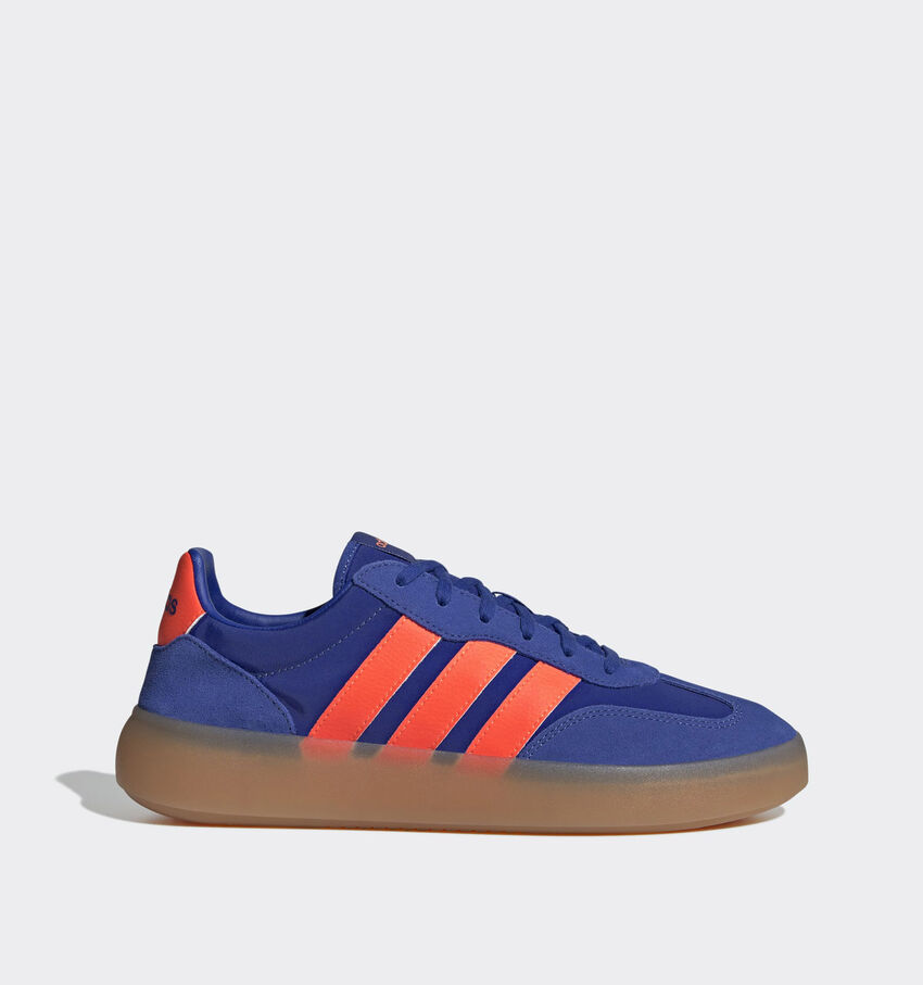 adidas Barreda Decode Baskets en Bleu/Orange
