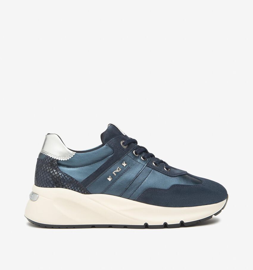NeroGiardini Donkerblauwe Geklede Sneakers
