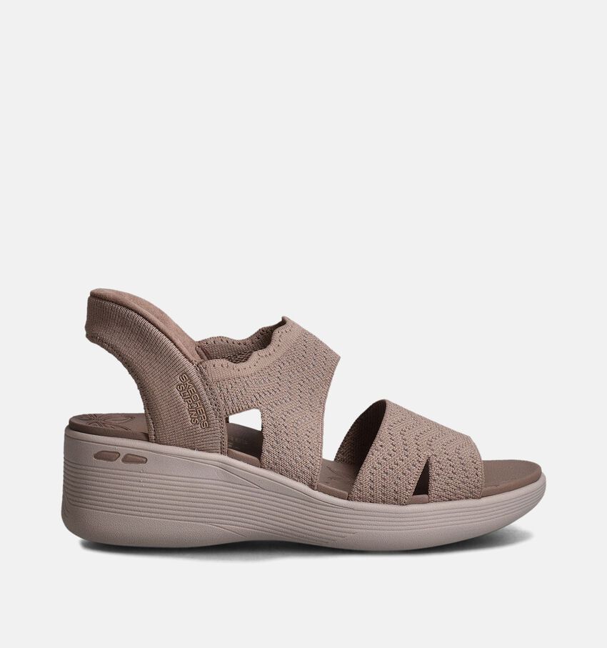 Skechers Piers-Lite Slip-on Sandalen Taupe
