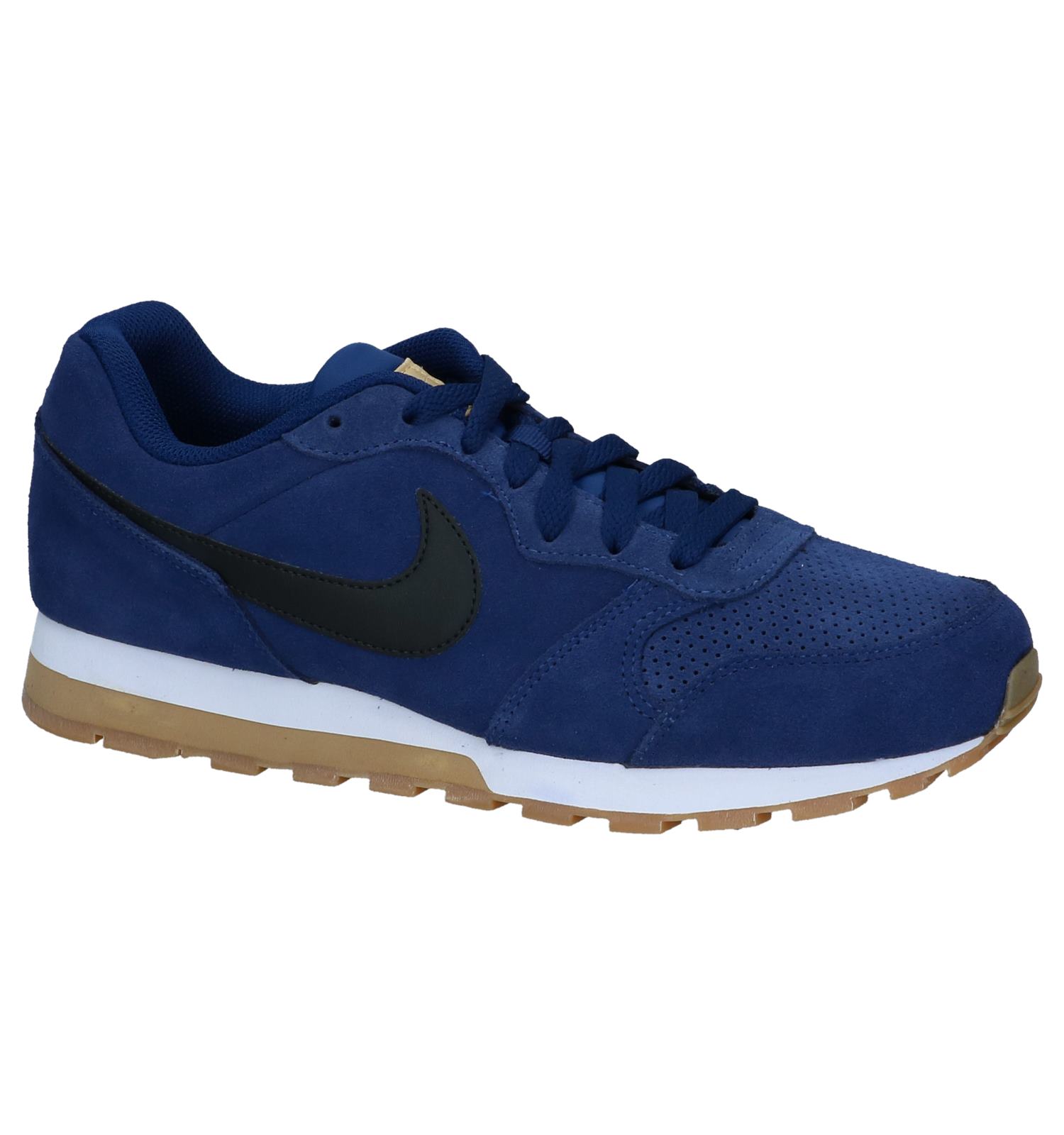 donkerblauwe nikes