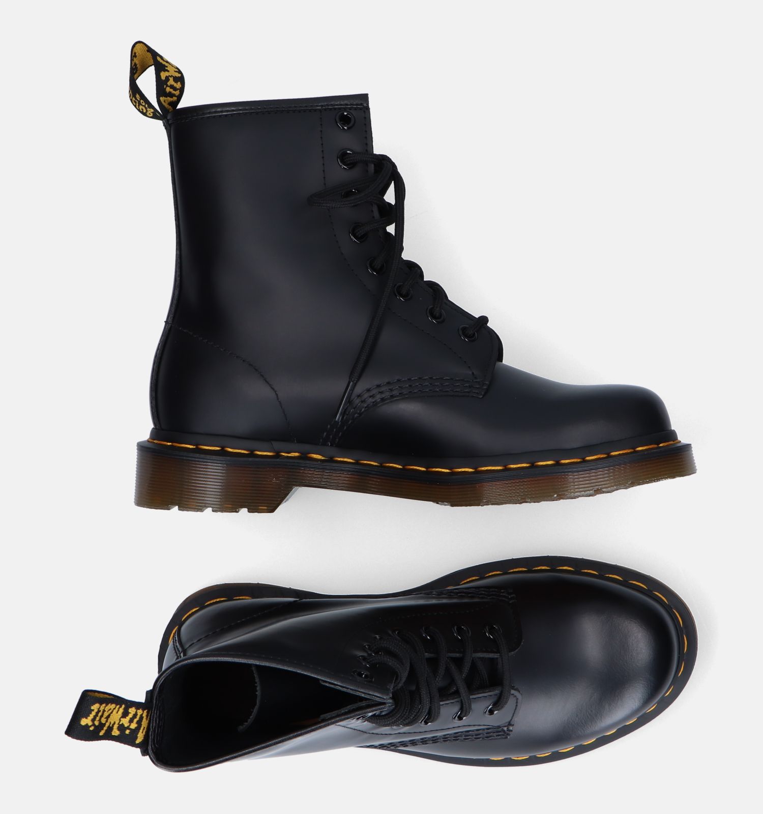 medeklinker Gemarkeerd Nietje Dr. Martens 1460 Zwarte Veterboots | Dames Boots