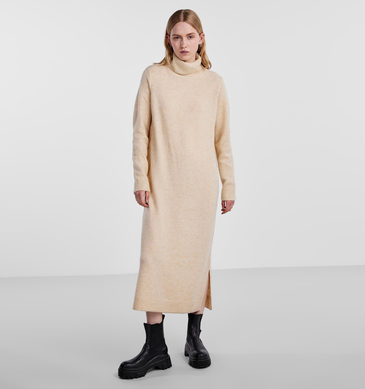 Pieces Juliana Beige Jurk met rolkraag Dames Kleedjes Online op TORFS.BE
