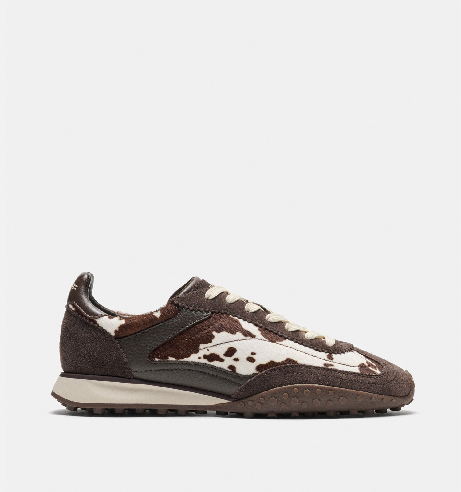 HOFF Bridge MK II Cow Print Bruine Sneakers