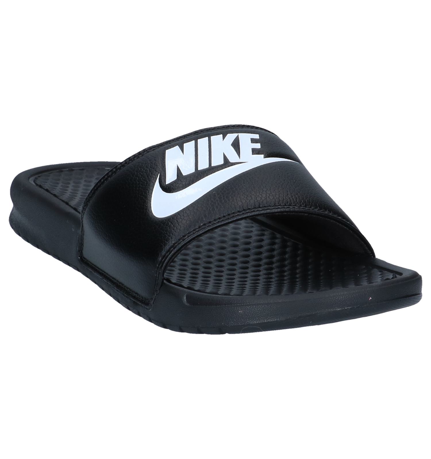 badslippers nike