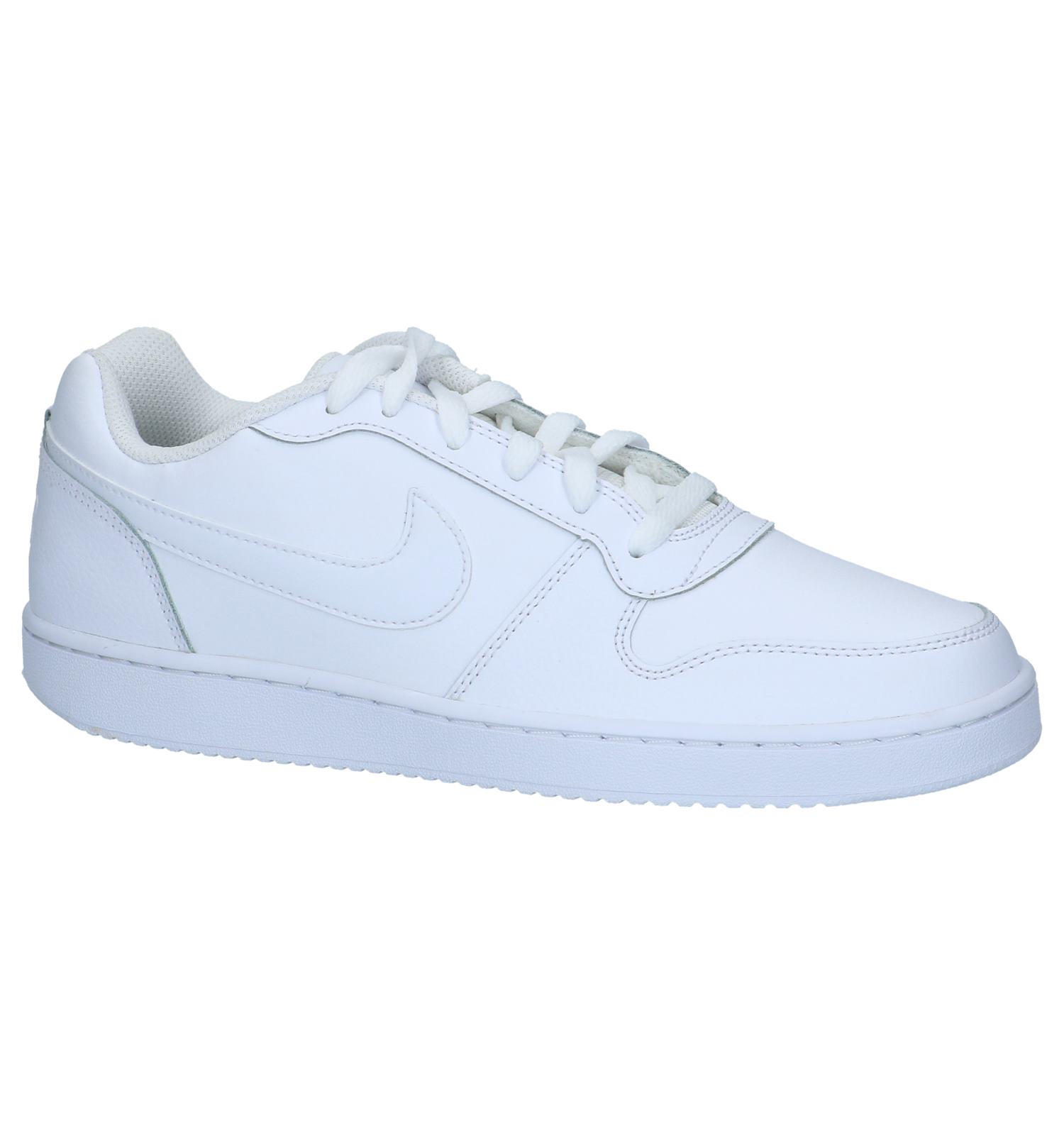 witte nike sneakers