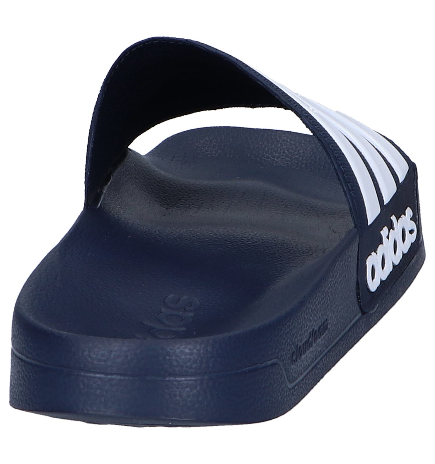 plastic badslippers