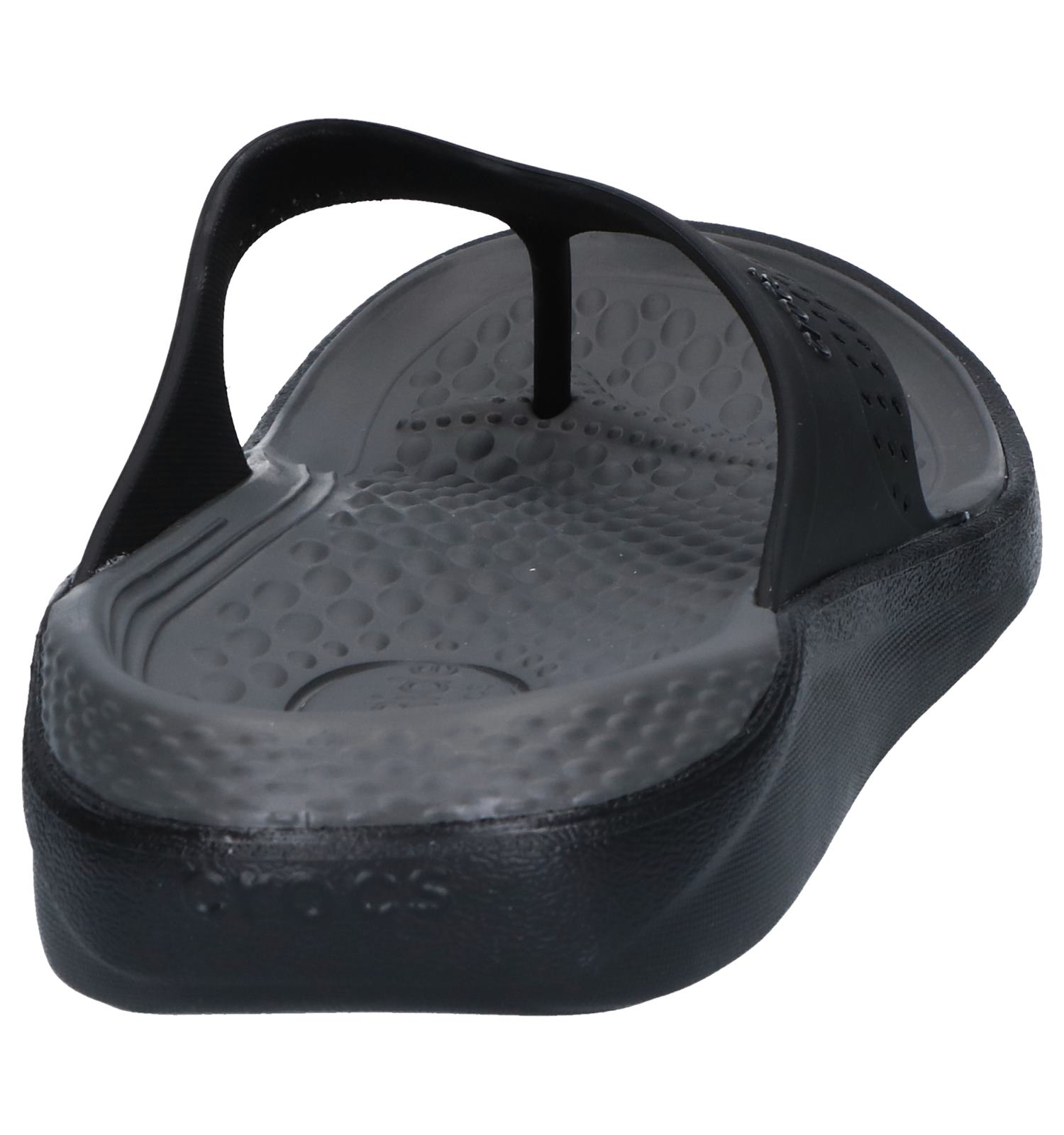 zwarte crocs slippers