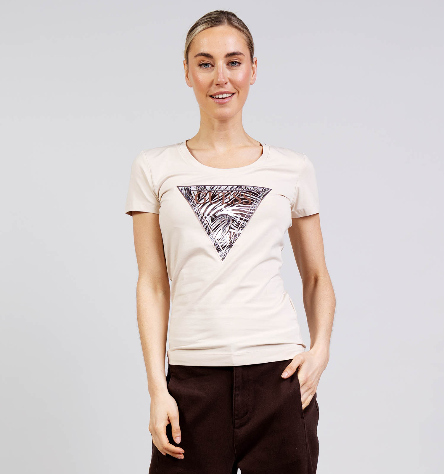 Guess Pearl Oyster T-shirt en Beige