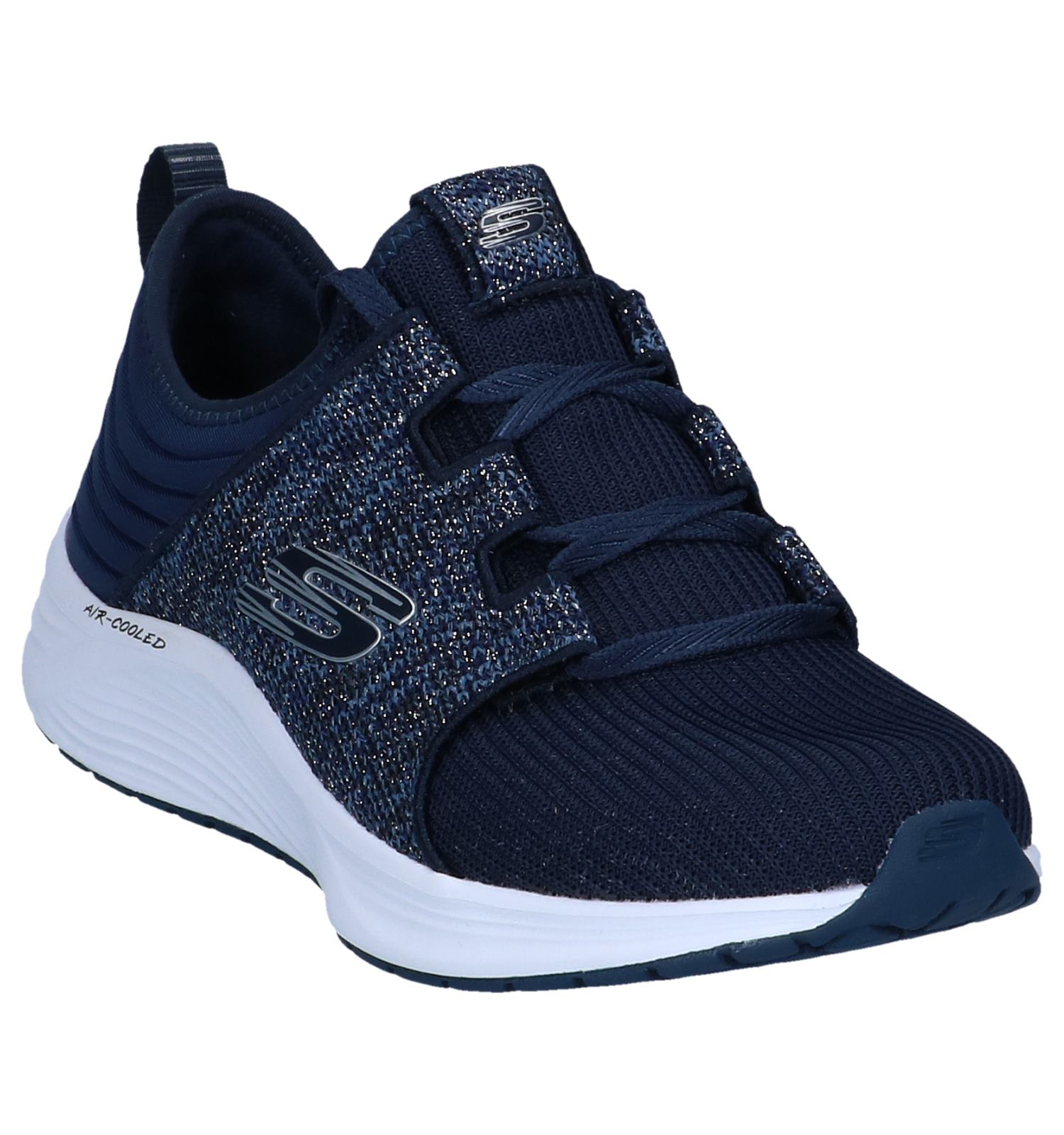 soulier skechers memory foam